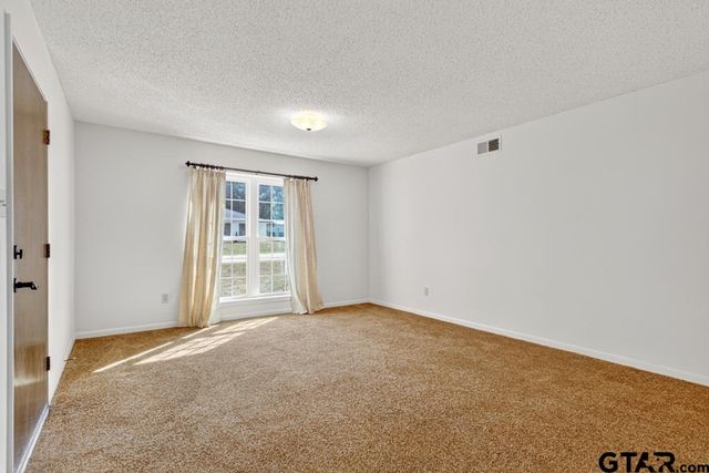 224 Francis Drive, Lindale, TX 75771