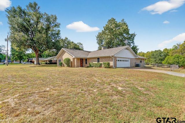 224 Francis Drive, Lindale, TX 75771