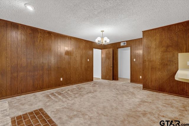 224 Francis Drive, Lindale, TX 75771