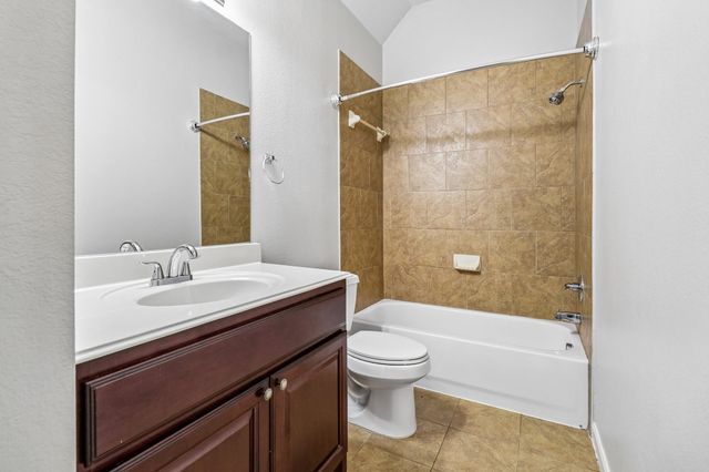 8417 Freedom Way, North Richland Hills, TX 76182