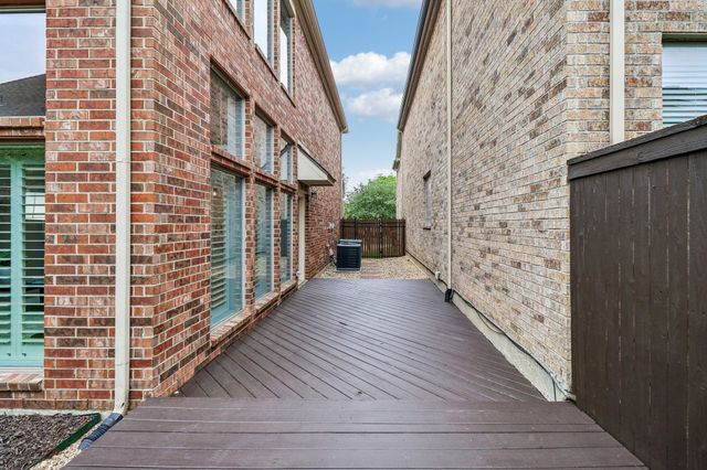 8417 Freedom Way, North Richland Hills, TX 76182