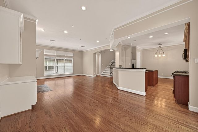 5111 Inker Street B, Houston, TX 77007