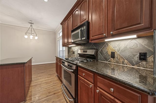 5111 Inker Street B, Houston, TX 77007