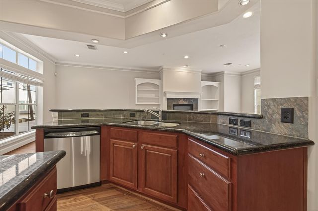 5111 Inker Street B, Houston, TX 77007