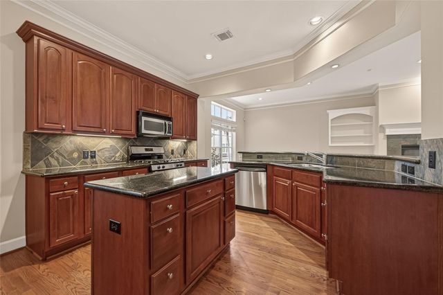 5111 Inker Street B, Houston, TX 77007