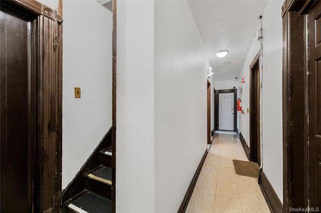 66 W 2nd Street, Mount Vernon, NY 10550