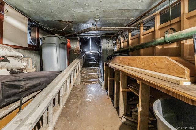 66 W 2nd Street, Mount Vernon, NY 10550