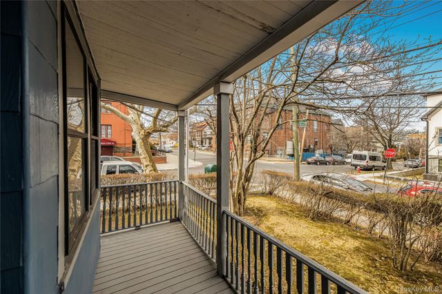 66 W 2nd Street, Mount Vernon, NY 10550