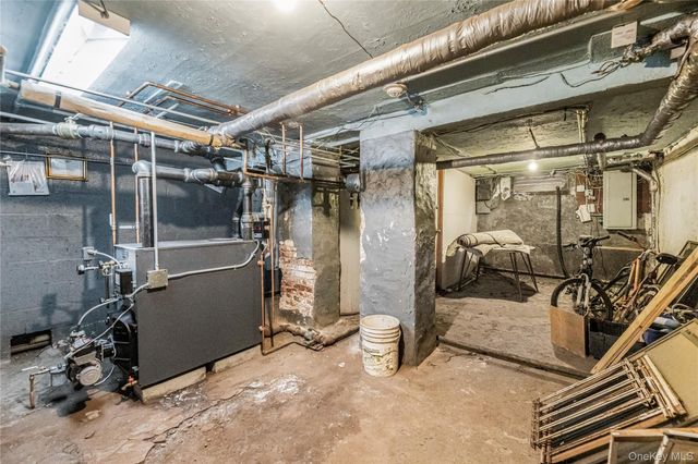 66 W 2nd Street, Mount Vernon, NY 10550