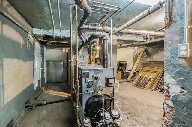 66 W 2nd Street, Mount Vernon, NY 10550