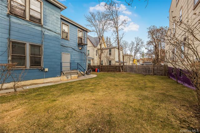 66 W 2nd Street, Mount Vernon, NY 10550