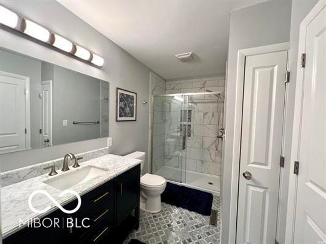 9369 S Pointe Lasalles Drive, Bloomington, IN 47401