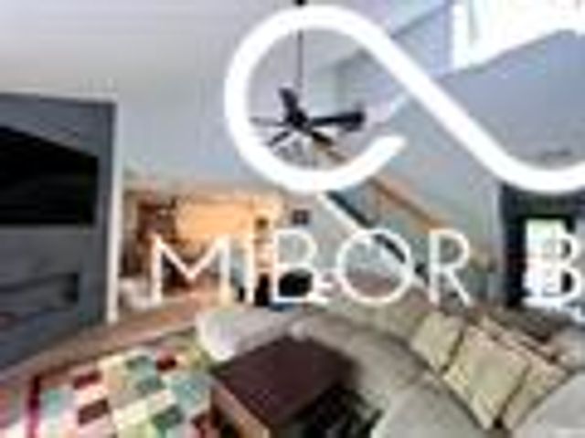 9369 S Pointe Lasalles Drive, Bloomington, IN 47401