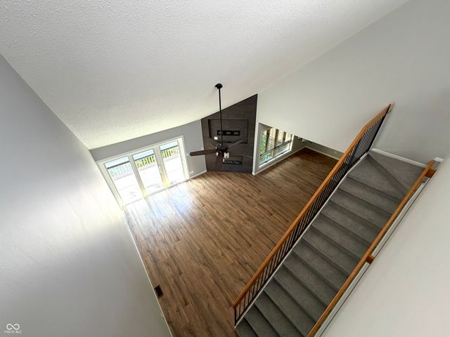 9369 S Pointe Lasalles Drive, Bloomington, IN 47401