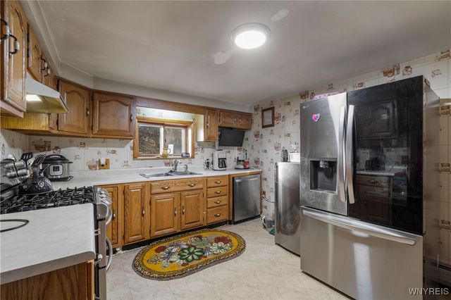 8074 Bunker Hill Road, Royalton, NY 14094