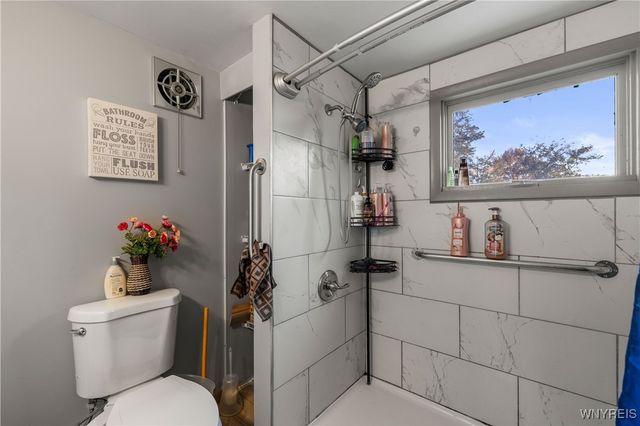 8074 Bunker Hill Road, Royalton, NY 14094