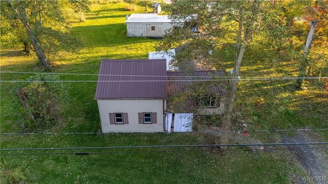 8074 Bunker Hill Road, Royalton, NY 14094