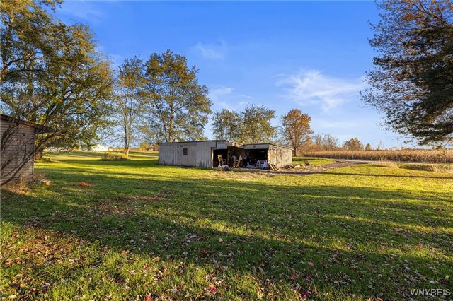 8074 Bunker Hill Road, Royalton, NY 14094