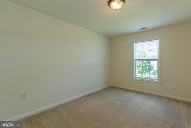 59 STORK LN, Martinsburg, WV 25405