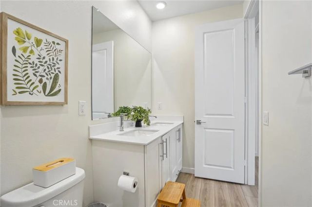 20920 Silvergate, Newhall, CA 91321