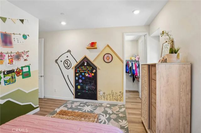 20920 Silvergate, Newhall, CA 91321