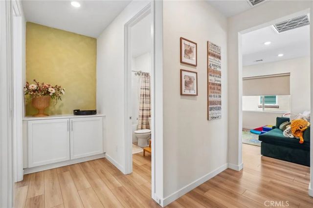 20920 Silvergate, Newhall, CA 91321