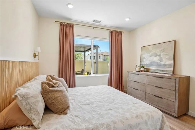 20920 Silvergate, Newhall, CA 91321