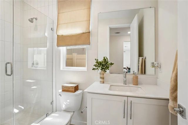 20920 Silvergate, Newhall, CA 91321