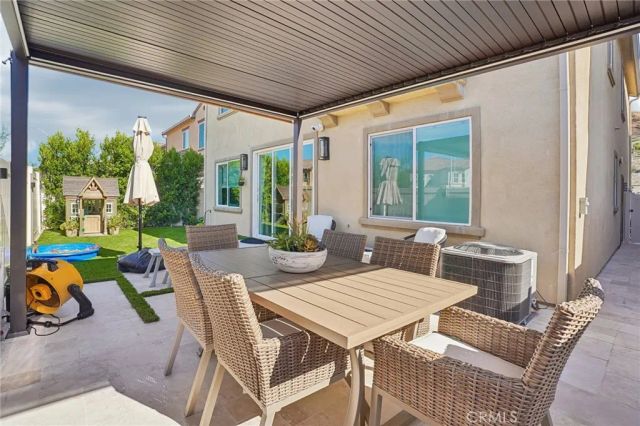 20920 Silvergate, Newhall, CA 91321