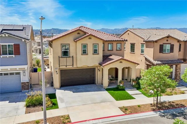 20920 Silvergate, Newhall, CA 91321