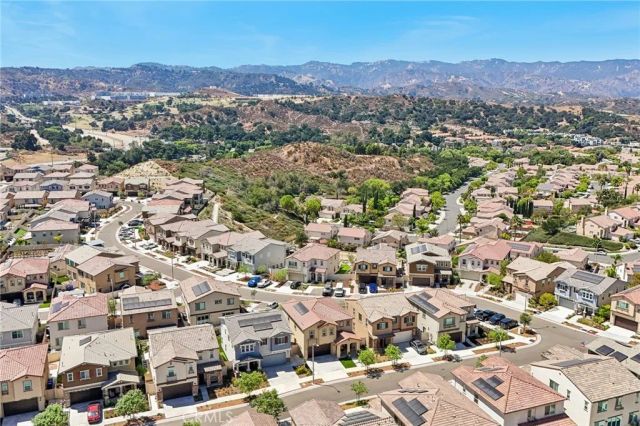 20920 Silvergate, Newhall, CA 91321