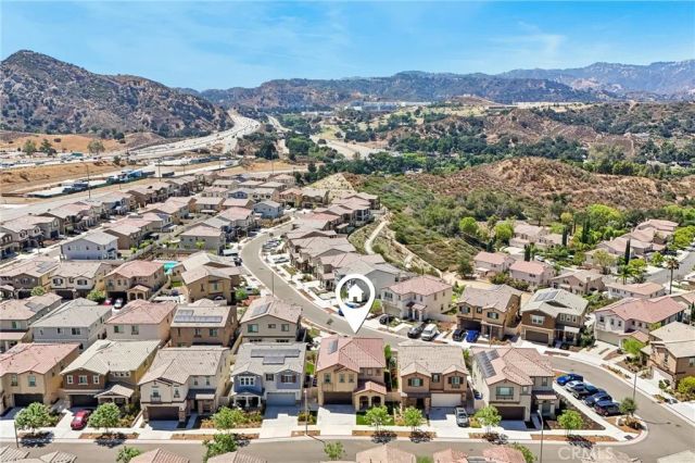 20920 Silvergate, Newhall, CA 91321