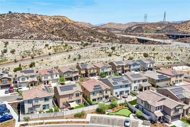 20920 Silvergate, Newhall, CA 91321