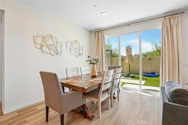 20920 Silvergate, Newhall, CA 91321