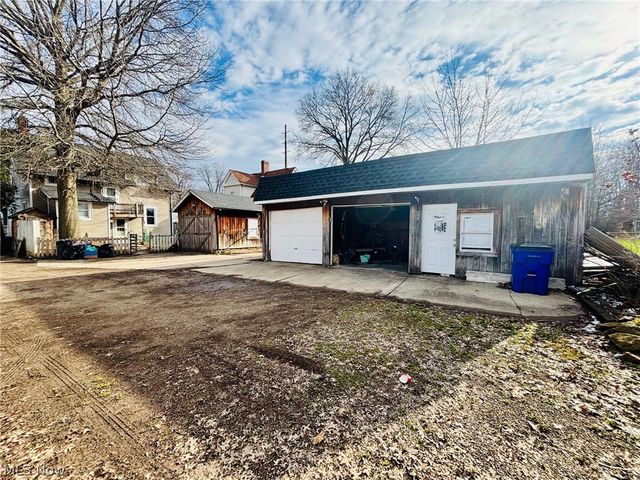 1051 W Main Street, Ravenna, OH 44266