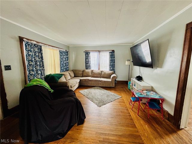 1051 W Main Street, Ravenna, OH 44266