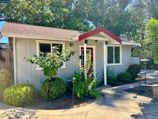 106 Mandala Ct, Walnut Creek, CA 94596