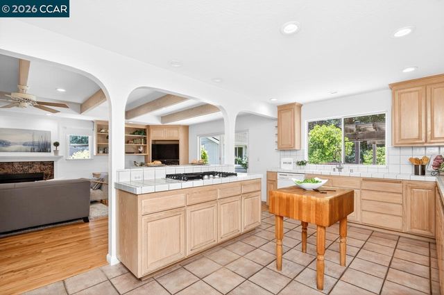 106 Mandala Ct, Walnut Creek, CA 94596