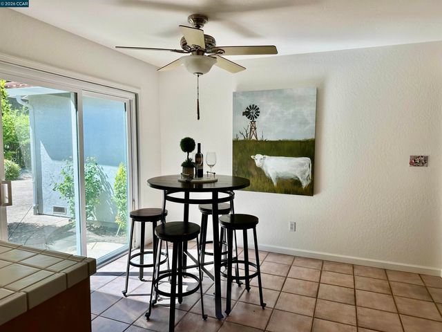 106 Mandala Ct, Walnut Creek, CA 94596
