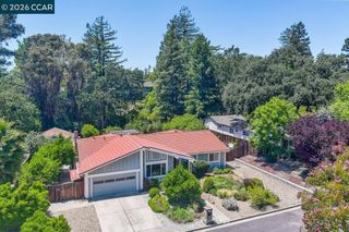 106 Mandala Ct, Walnut Creek, CA 94596