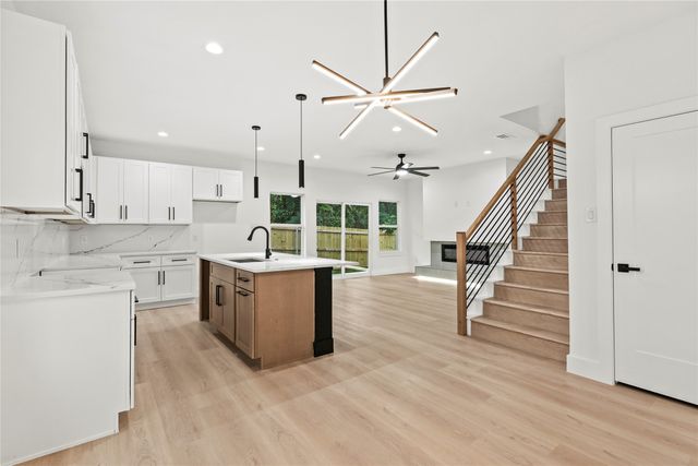 4523 Wahoo Street, Dallas, TX 75210