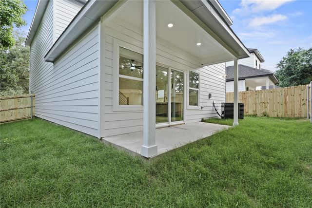 4523 Wahoo Street, Dallas, TX 75210