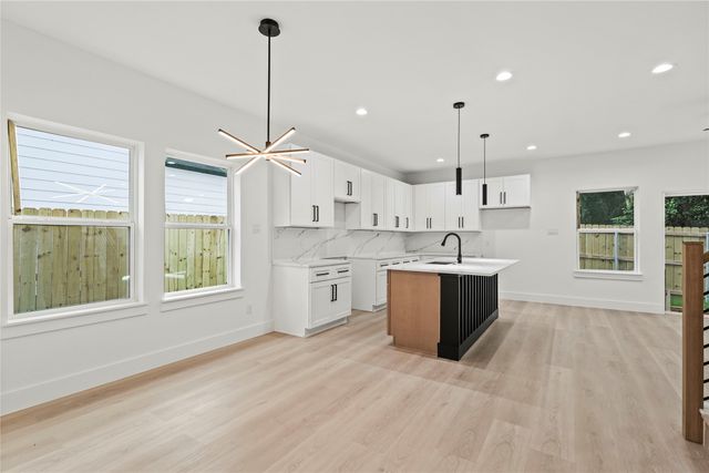 4523 Wahoo Street, Dallas, TX 75210
