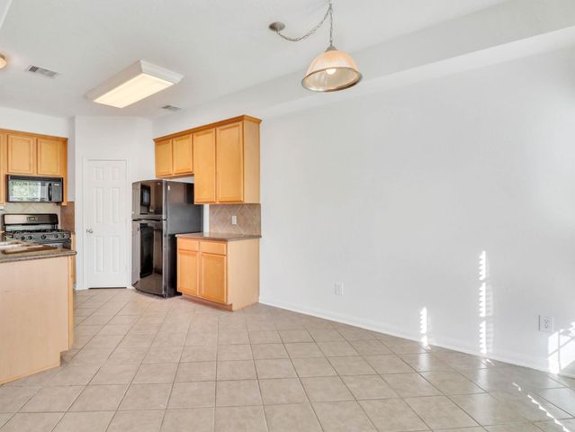 1408 S Friendswood Drive 1202, Friendswood, TX 77546