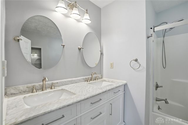 1970 Greenbrier Road, Lebanon, OH 45036