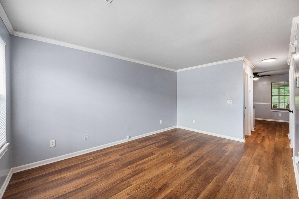 Image 3 of property listing at 2045 Rondo Street B, Charleston, SC 29414