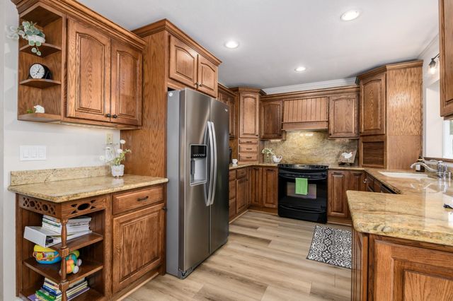 3480 La Canada Dr, Cameron Park, CA 95682