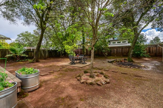 3480 La Canada Dr, Cameron Park, CA 95682