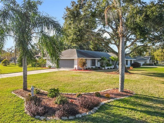 2901 PLANTATION ROAD, Winter Haven, FL 33884
