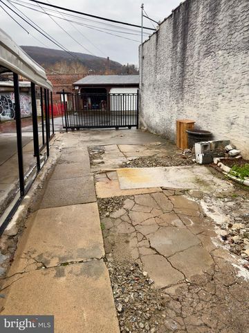 830 BINGAMAN ST, Reading, PA 19602